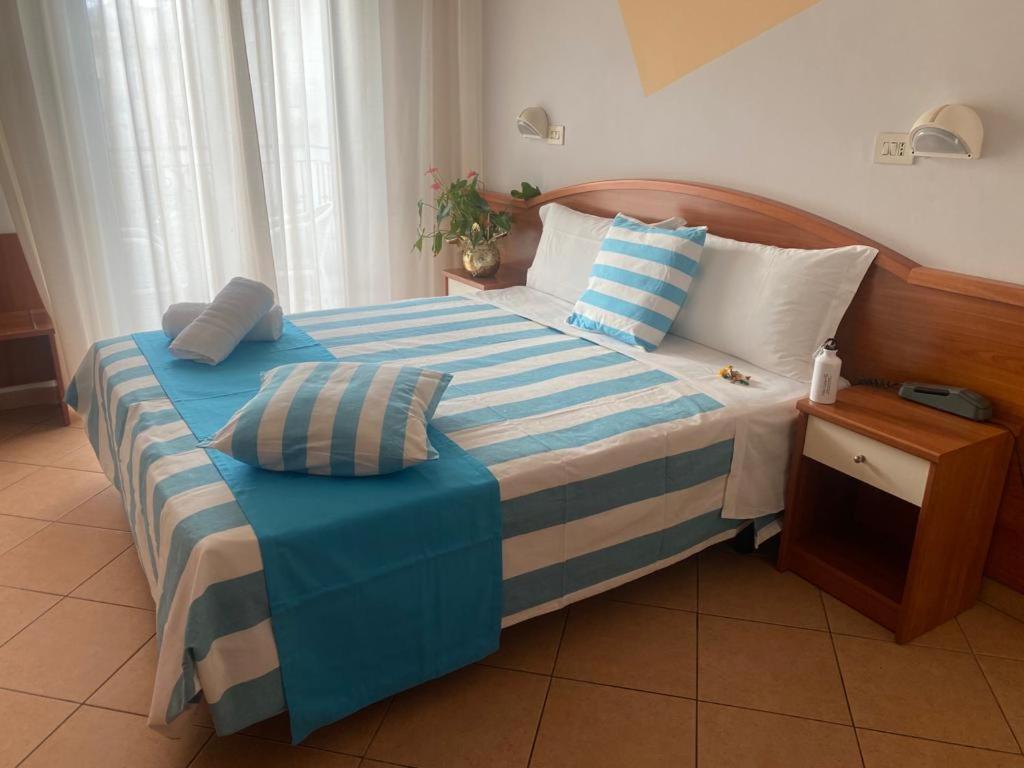 Hotel Villa Caterina Rimini Exteriér fotografie