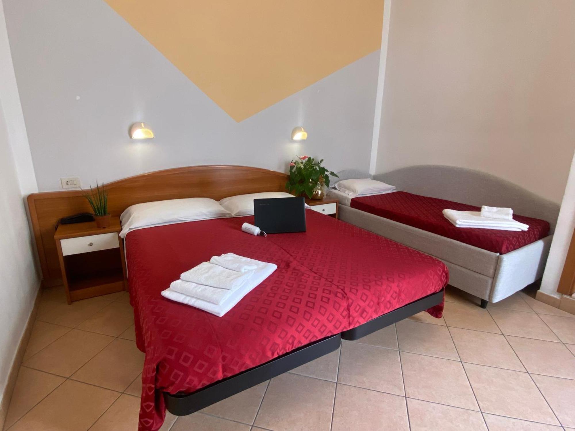 Hotel Villa Caterina Rimini Exteriér fotografie