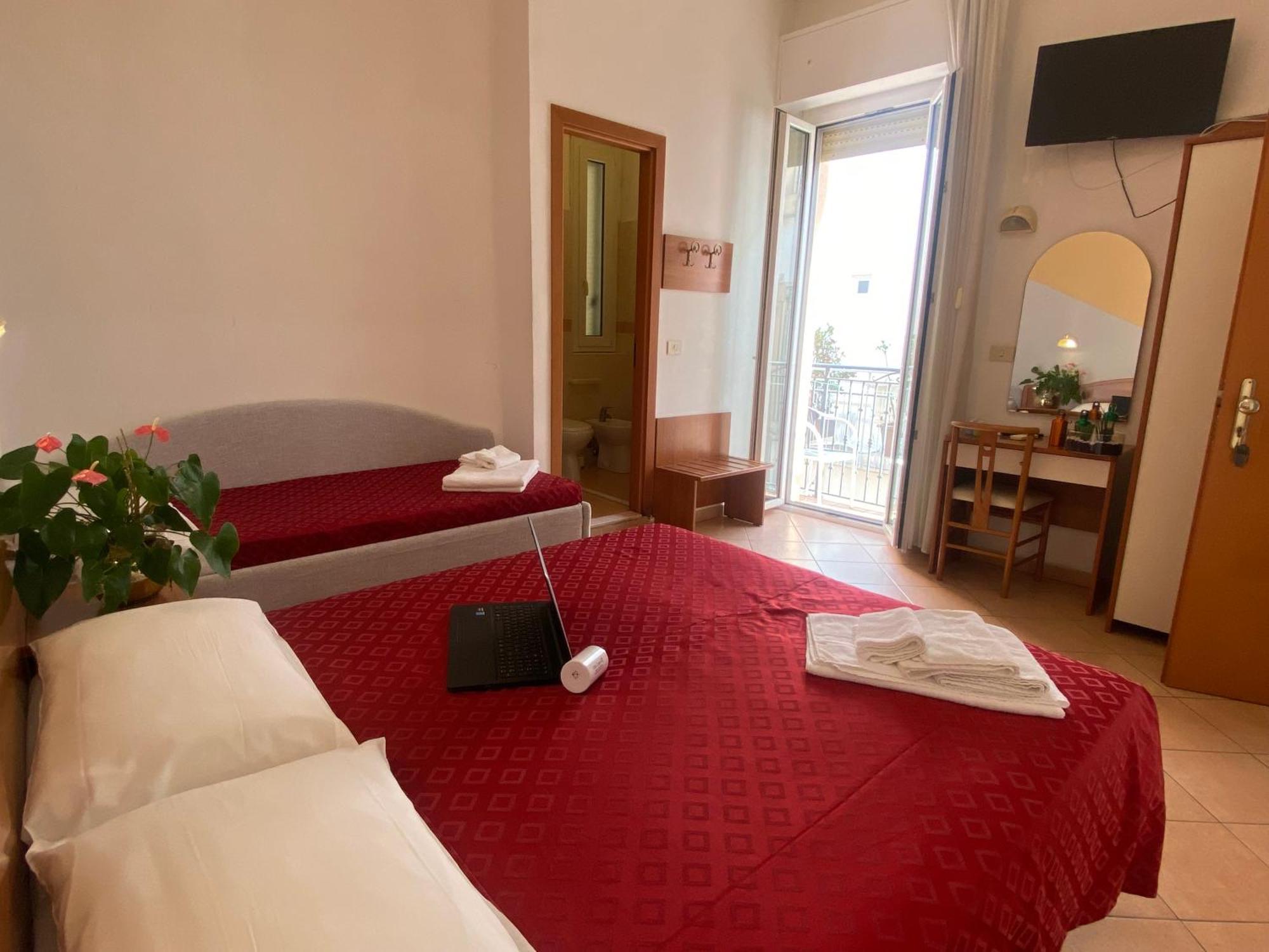 Hotel Villa Caterina Rimini Exteriér fotografie