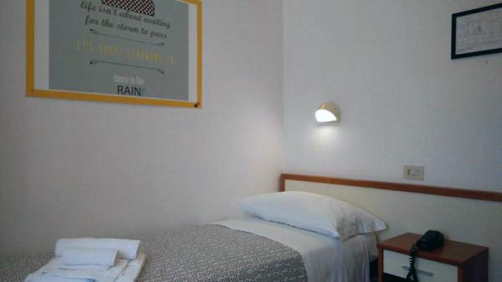 Hotel Villa Caterina Rimini Exteriér fotografie