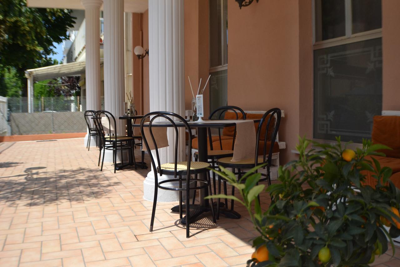 Hotel Villa Caterina Rimini Exteriér fotografie